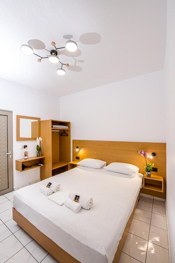 Smaroula Hotel Елафониси Екстериор снимка
