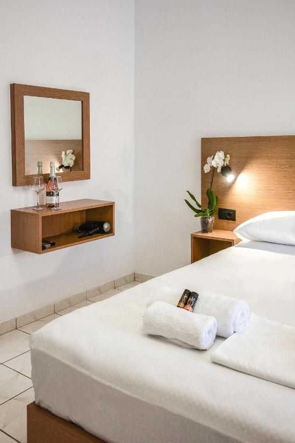 Smaroula Hotel Елафониси Екстериор снимка