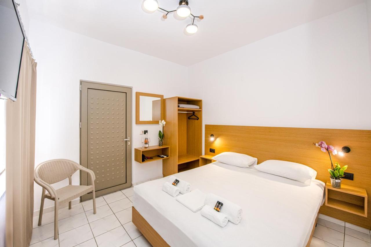 Smaroula Hotel Елафониси Екстериор снимка